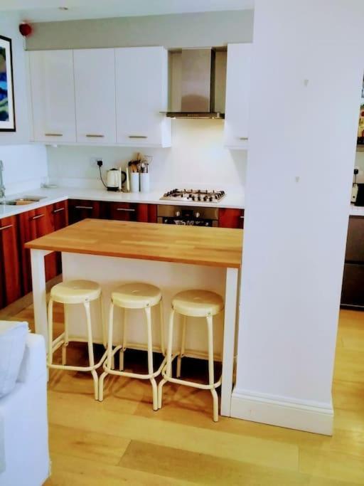 Апартаменты Superior 5* Kensington, London Flat + Free Wi-Fi Экстерьер фото