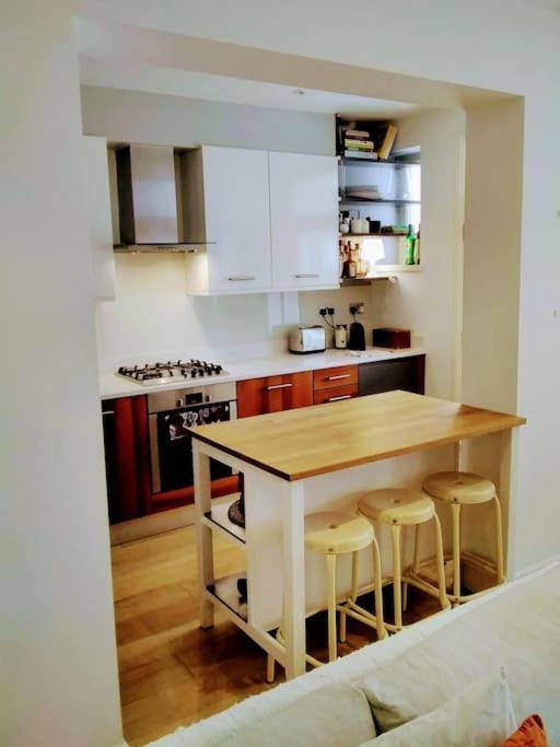 Апартаменты Superior 5* Kensington, London Flat + Free Wi-Fi Экстерьер фото